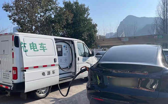 雅安汽车搭电